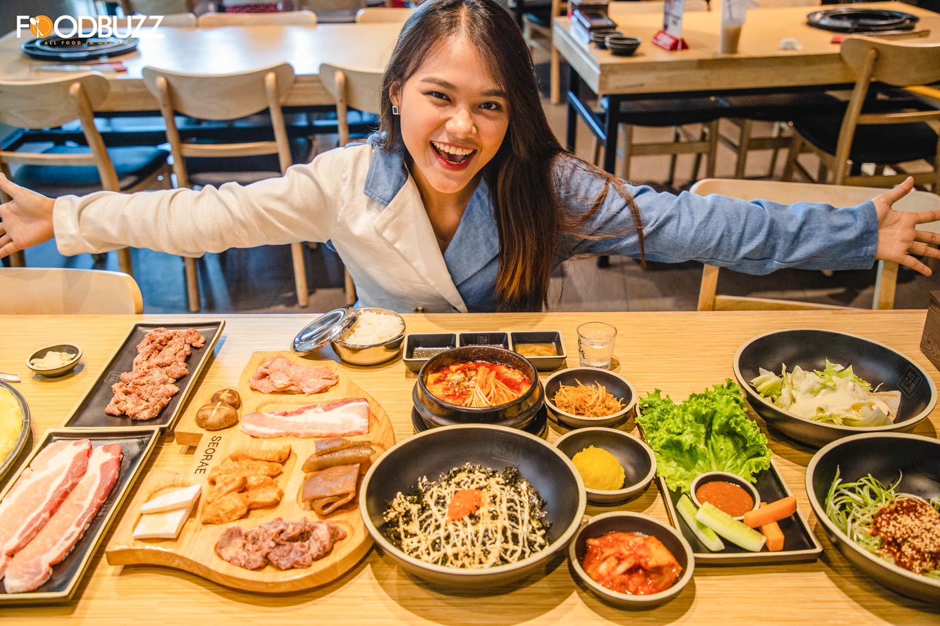 How to eat a Korean BBQ (Like a Korean)